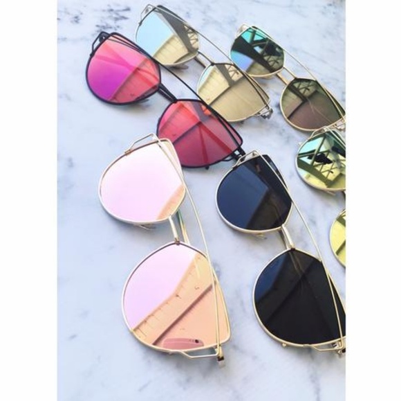 Sunglasses - Picture 3 of 3